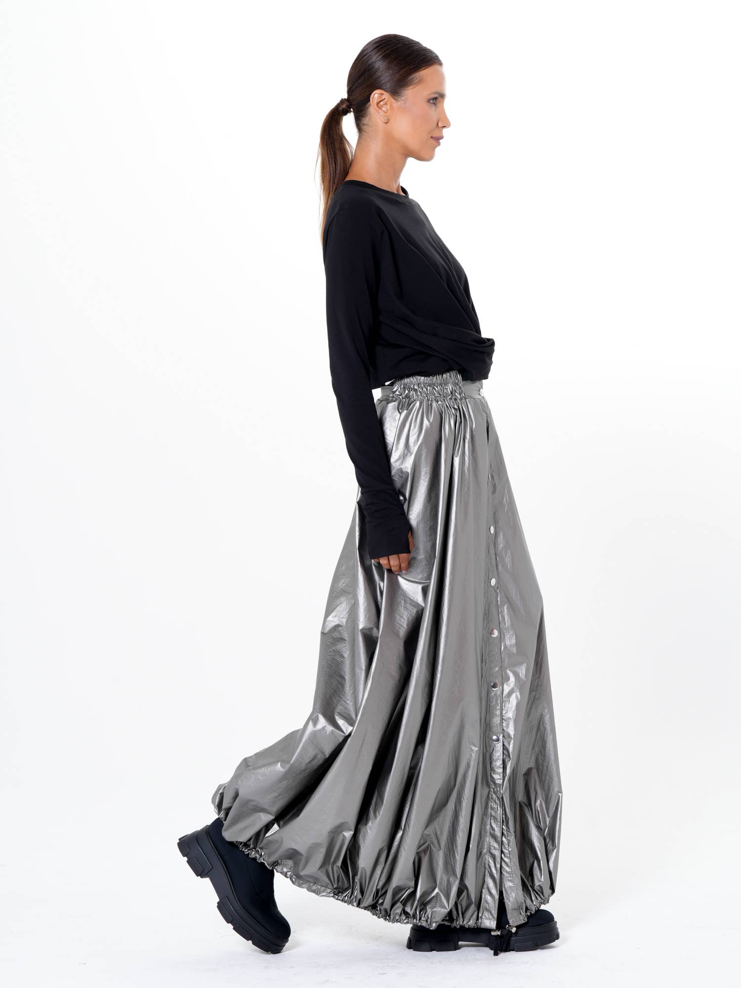 Metamorphoza – wholesale Skirt – Women’s – Voluminous Maxi Skirt with Adjustable Hem8