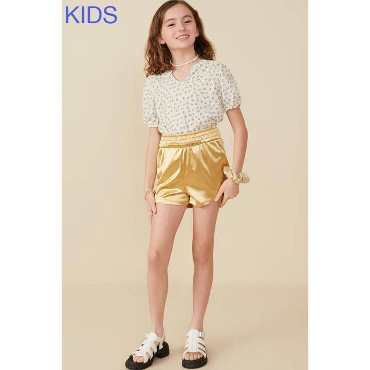 Paperdoll - Wholesale Shorts - Kids - Girls Smocked Elastic Waist Metallic Shorts