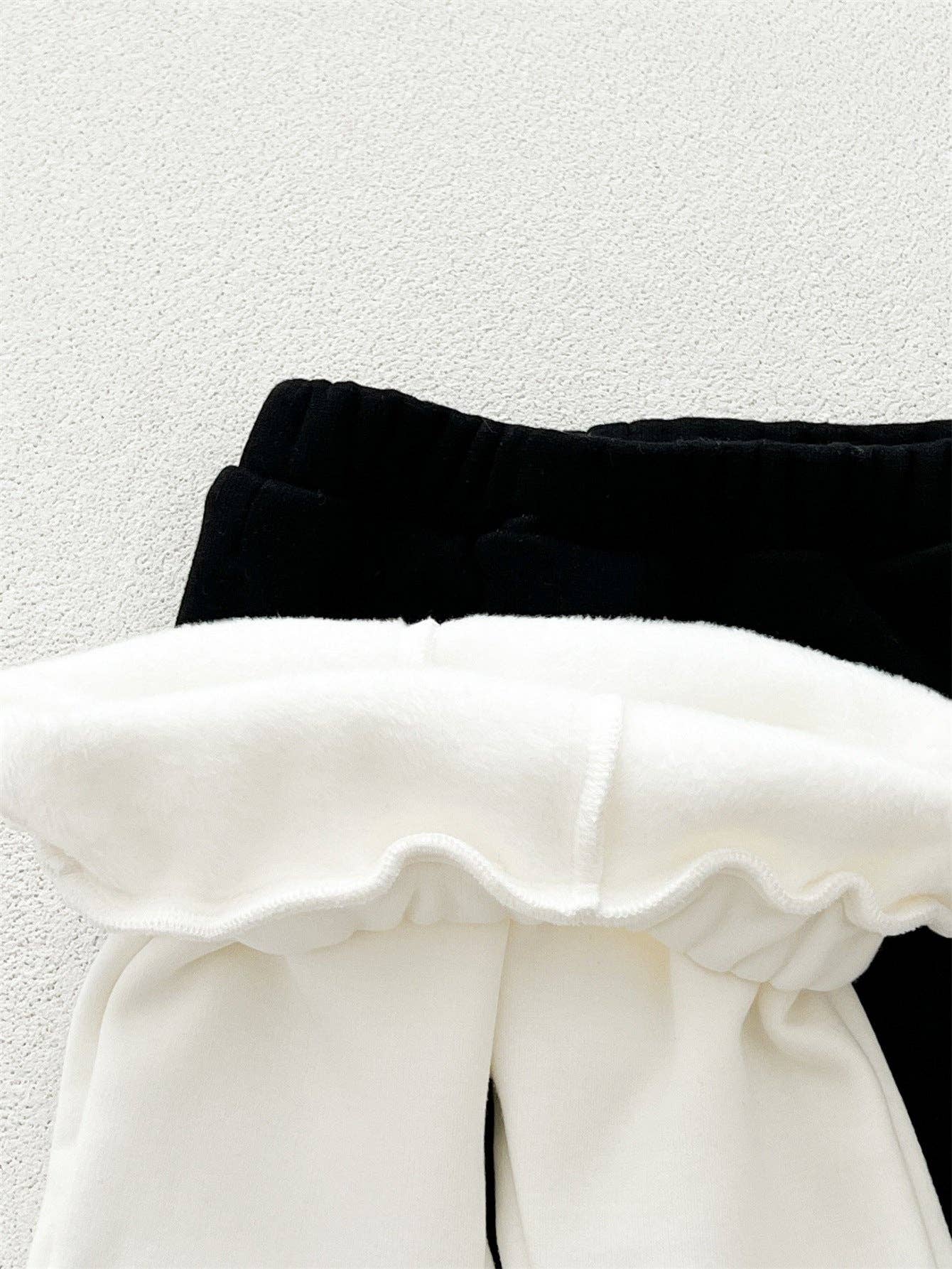 MyKids-USA® - Wholesale Top & Pant Set - Baby - Arrival Autumn Baby Girls Long Sleeves Patchwork Design Fleece-lined Top and Bottom Set – Clothing Set2