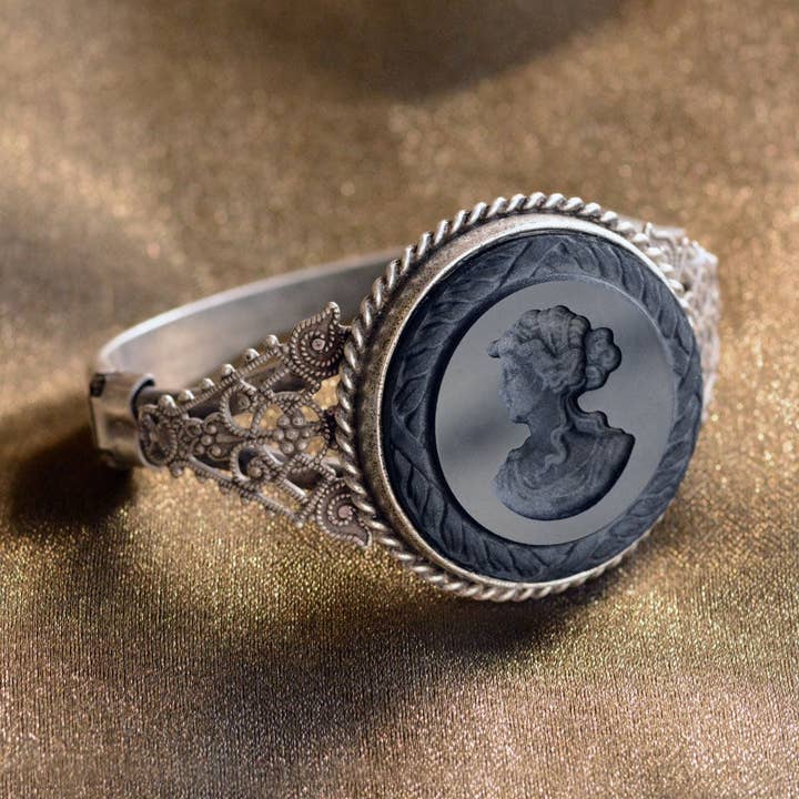 Sweet Romance Jewelry - Wholesale Cuff Bracelet - Delphine Jet Intaglio Bracelet BR4851