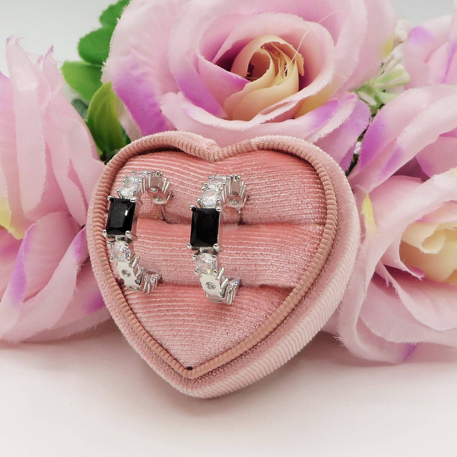 Daemon srls - Wholesale Hoop Earrings - CHRISTY hoops - Orecchini a cerchio con Cubic Zirconia taglio baguette6