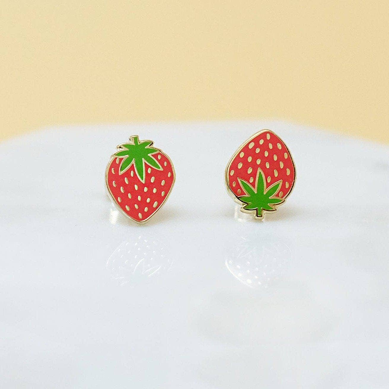 Sleepy Mountain - Wholesale Stud/Post Earrings - Strawberry Earrings - Gold Plated Studs1