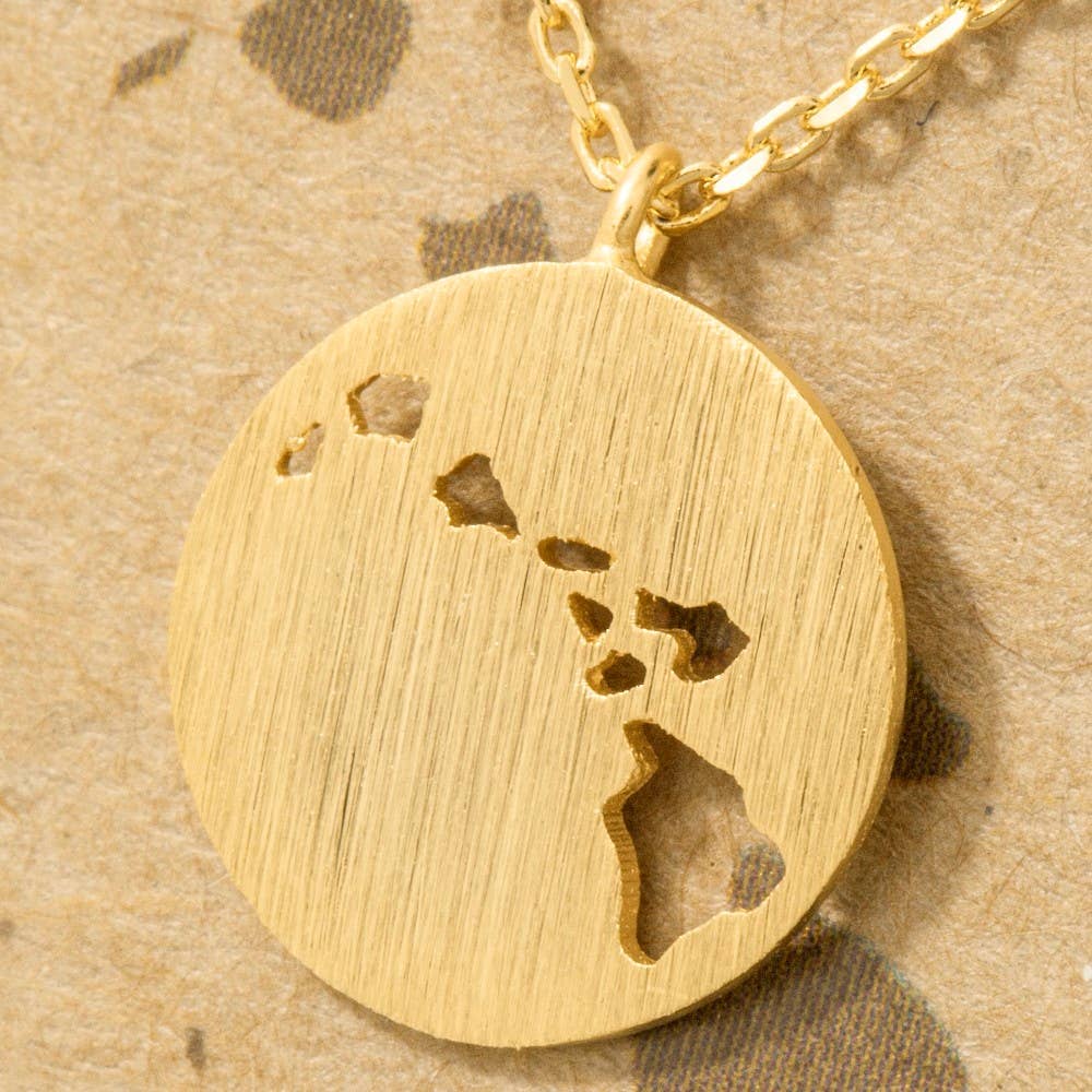 Fame Accessories – wholesale Pendant/charm necklace – Hawaii Coin Cutout Disc Pendant Necklace2