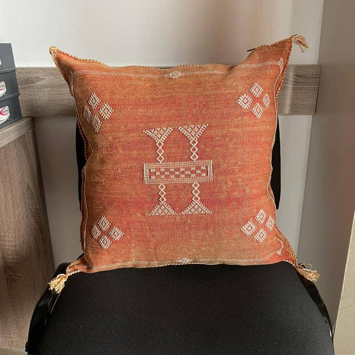 marrakeshop - Wholesale Throw Pillow Cover - Premium Square Cactus Silk Pillow Cover
