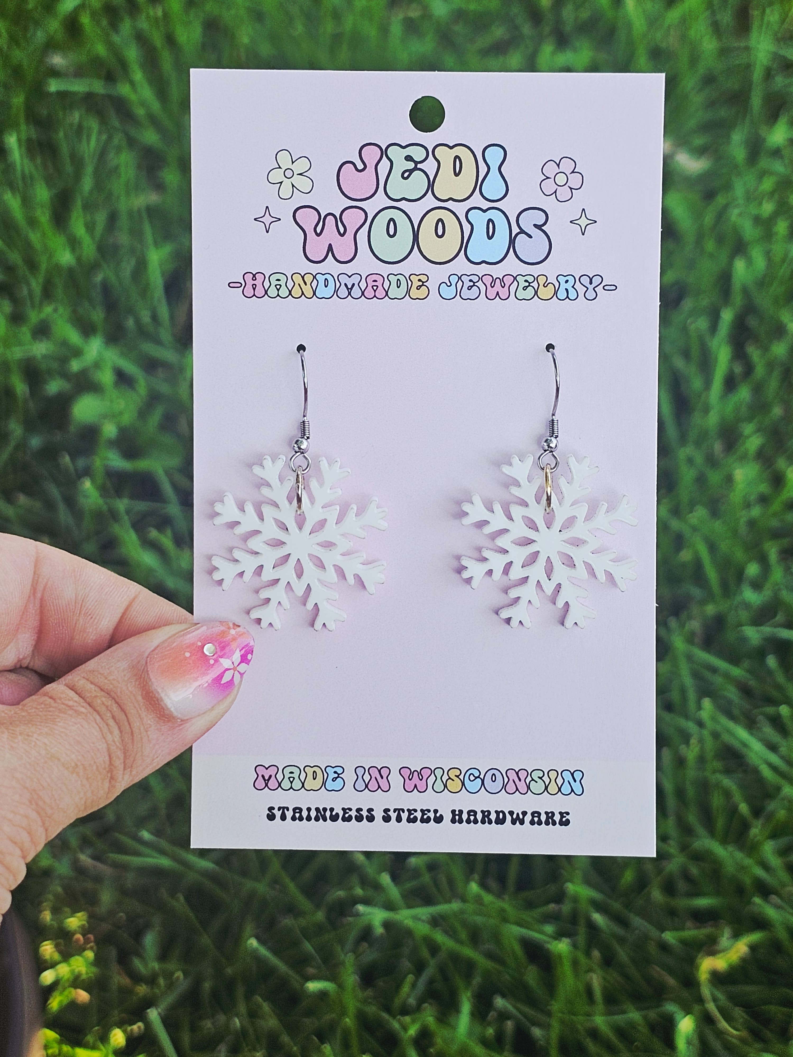 Jedi Woods LLC - Vendita all'ingrosso Orecchini pendenti - Orecchini minimalisti a forma di fiocco di neve bianco 3