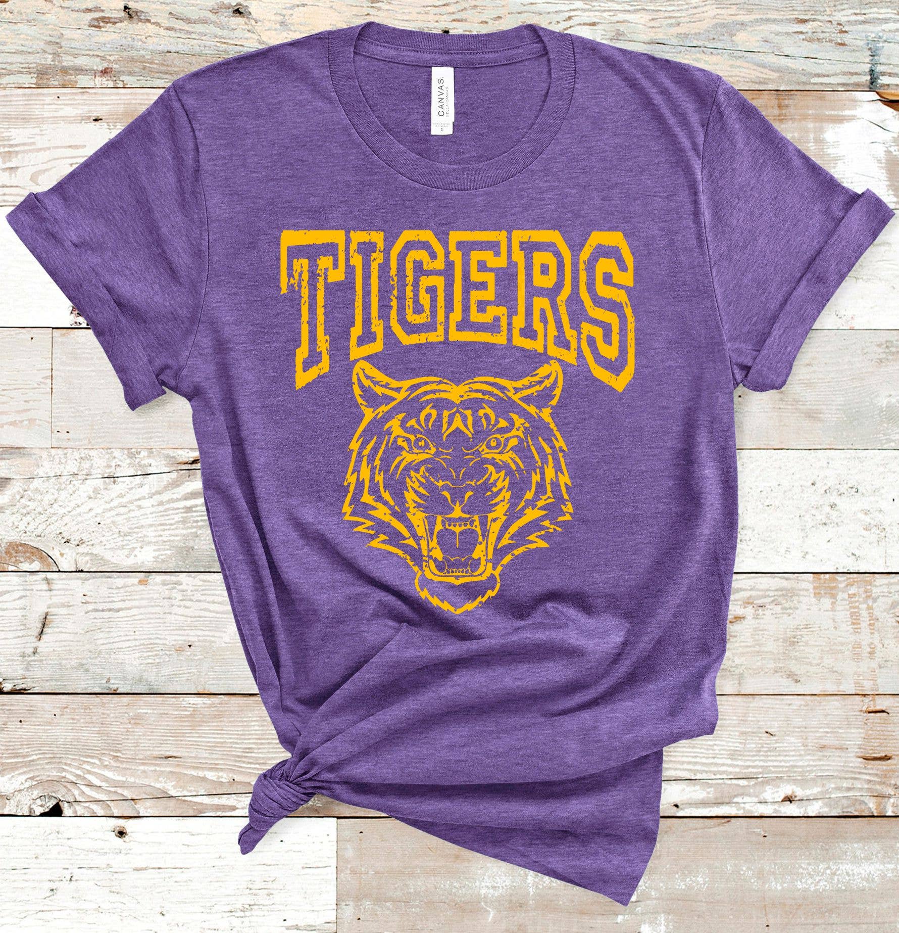 American Threadz Apparel – Großhandel T-Shirt mit Siebdruck – Damen – Benutzerdefinierte Maskottchen-T-Shirt5