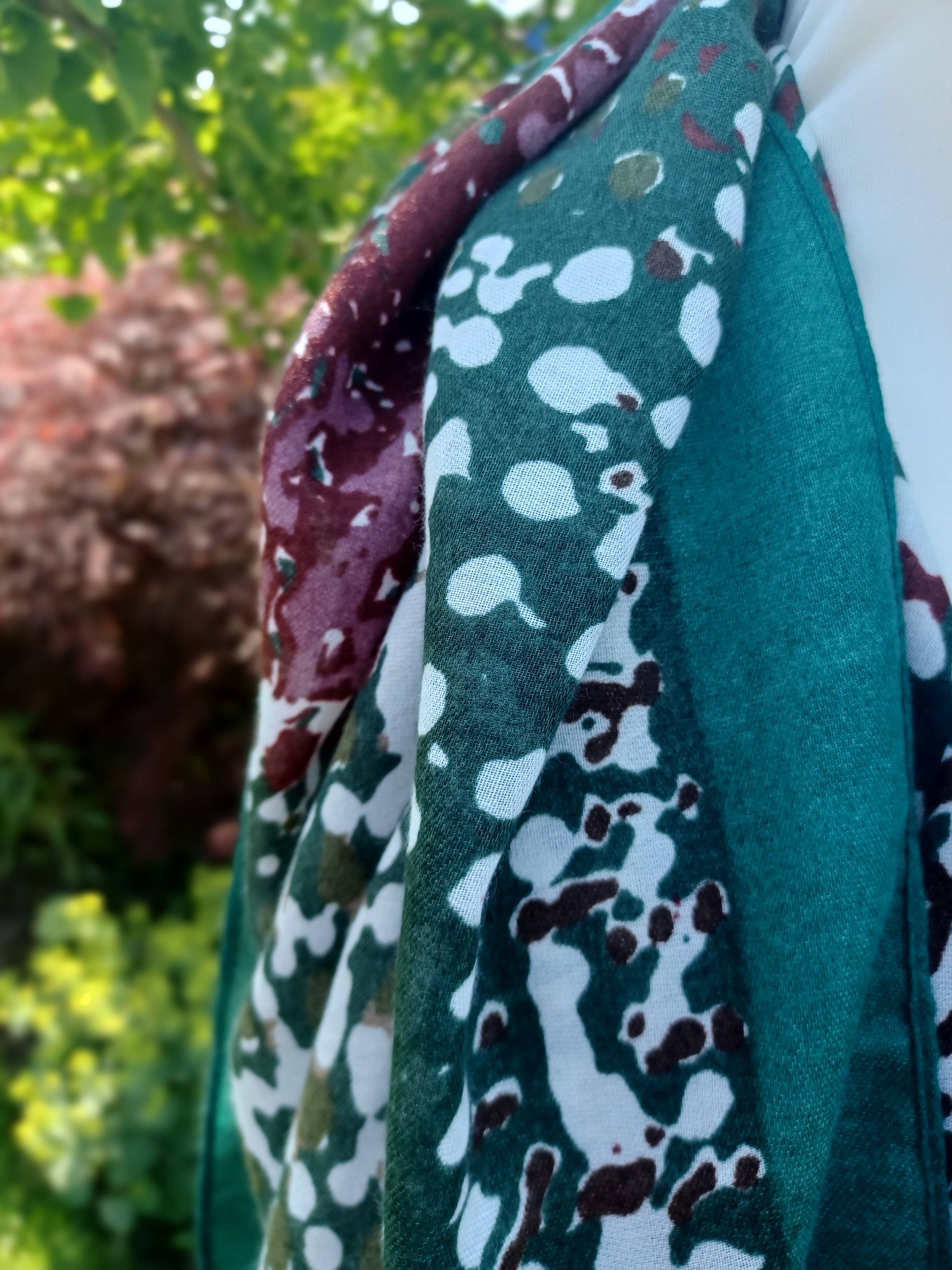 perleperle - Wholesale Scarf - Women's - Scarves/shawl made of viscose and cotton, burgundy green3