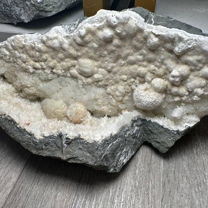 Celestial Avenue – Engroshandel Spirituelle sten og krystaller – Apophyllit- og Stilbit-klynger - 5 PUND LOT