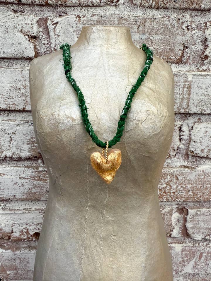 Bandana Verde Bosque con Collar de Corazón Dorado para venta al por mayor de Chic’d Out