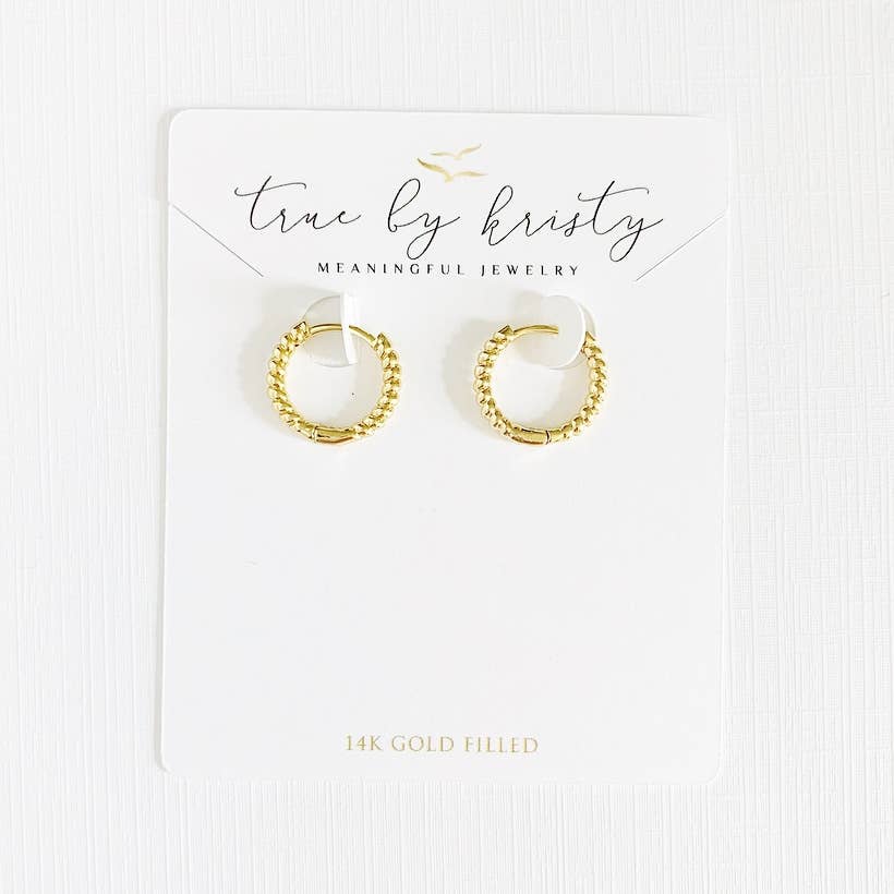 True by Kristy Jewelry - Vente Petits anneaux - Créoles Shoreline Huggie Gold Filled1