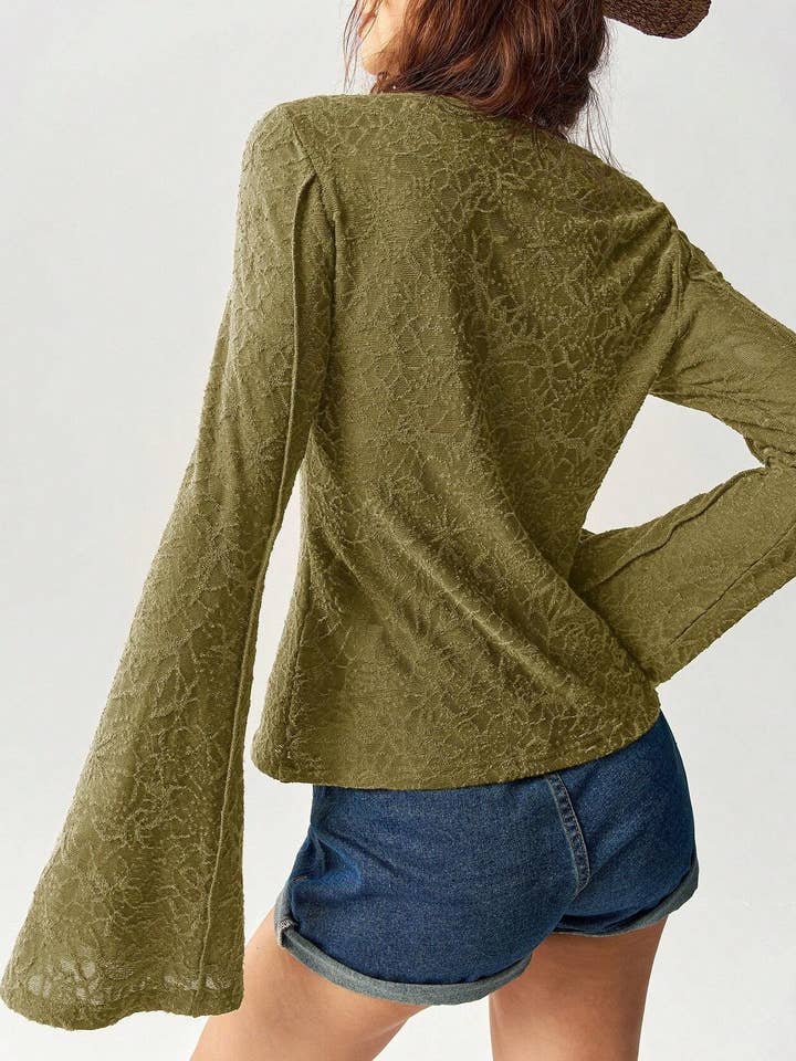 Rosa Clothing - Wholesale Blouse - Women's - Textured Crew Neck Flared Sleeves Blouse1