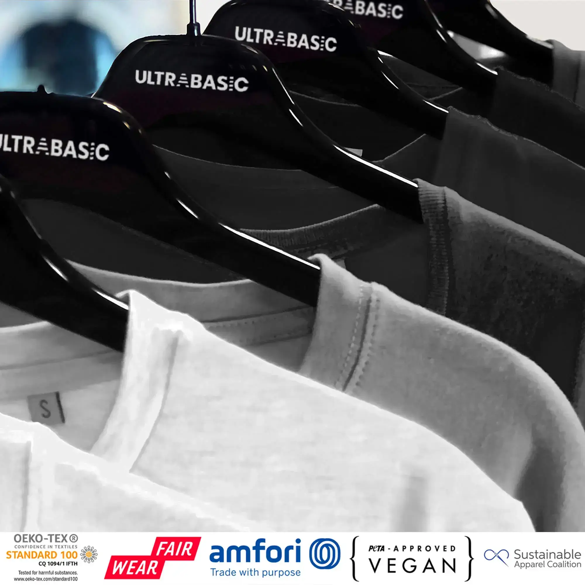 Schwarz Direkt aus Marseille, Herren T-Shirt mit Rundhalsausschnitt und kurzen Ärmeln für den Großhandel auf Faire6