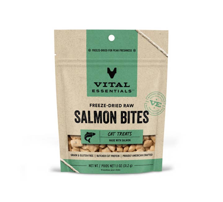 Pet Palette Distribution - Wholesale Pet Treat Pouch - Cat/Dog - Vital Essentials Salmon Bites FD Cat Treats 1.1 oz2