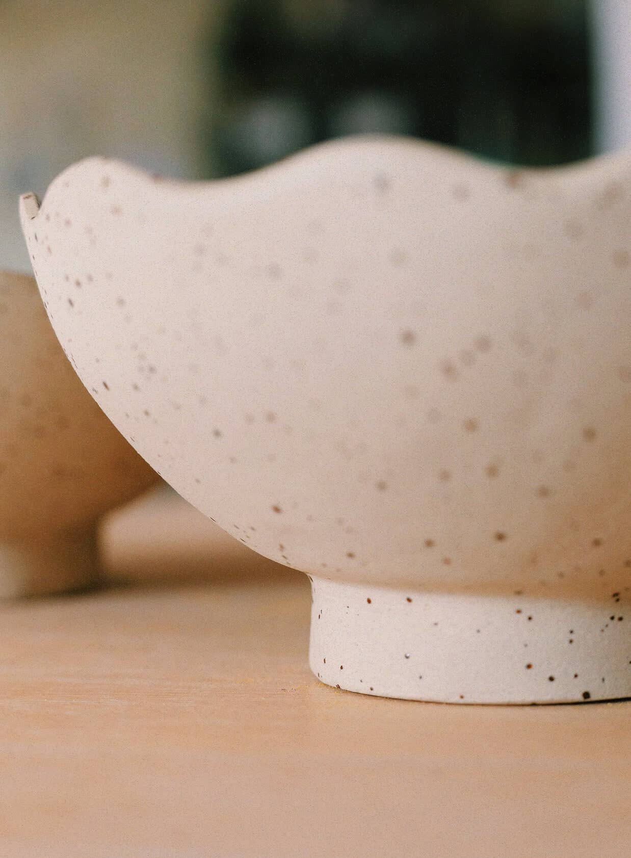 Ohyoko ceramics - Wholesale Serve Bowl - Handmade ceramic stoneware bowls with waves8