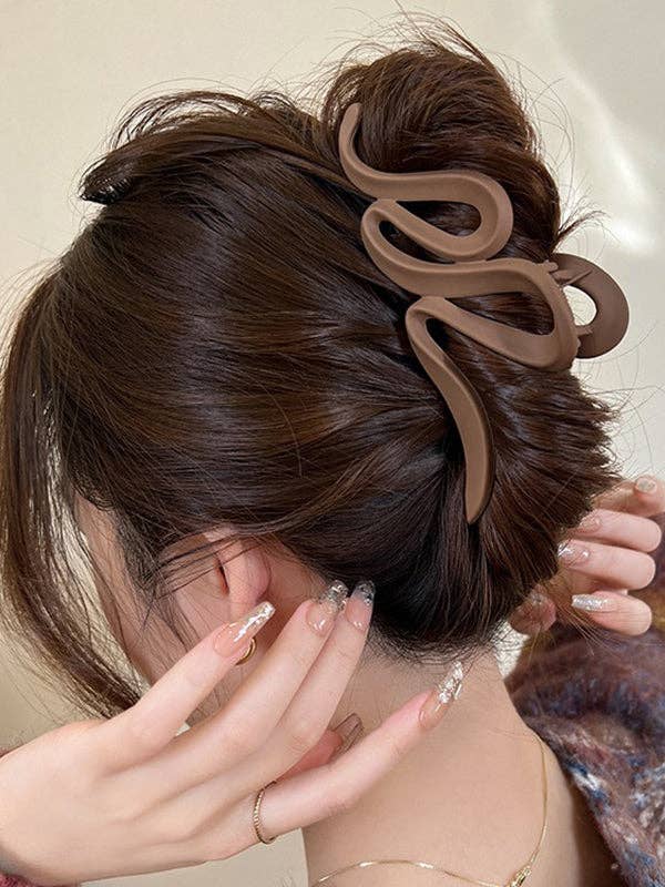 VividLux – Großhandel Haarclip – Damen – Geometrische Krallen-Haarspange0