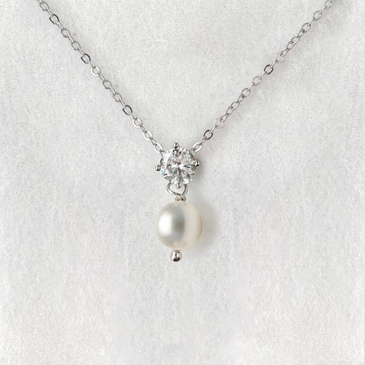 Amandine Jewelry - Wholesale Pendant/Charm Necklace - St. John Pearl Drop Pendant Necklace