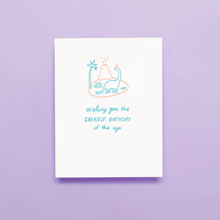 Shorthand Press - Venta al por mayor Tarjetas de cumpleaños - Tarjeta de felicitación tipográfica de cumpleaños con diseño de dinosaurio
