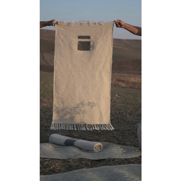 TŪNIQ - Wholesale Area Rug - The Dawn Rug3