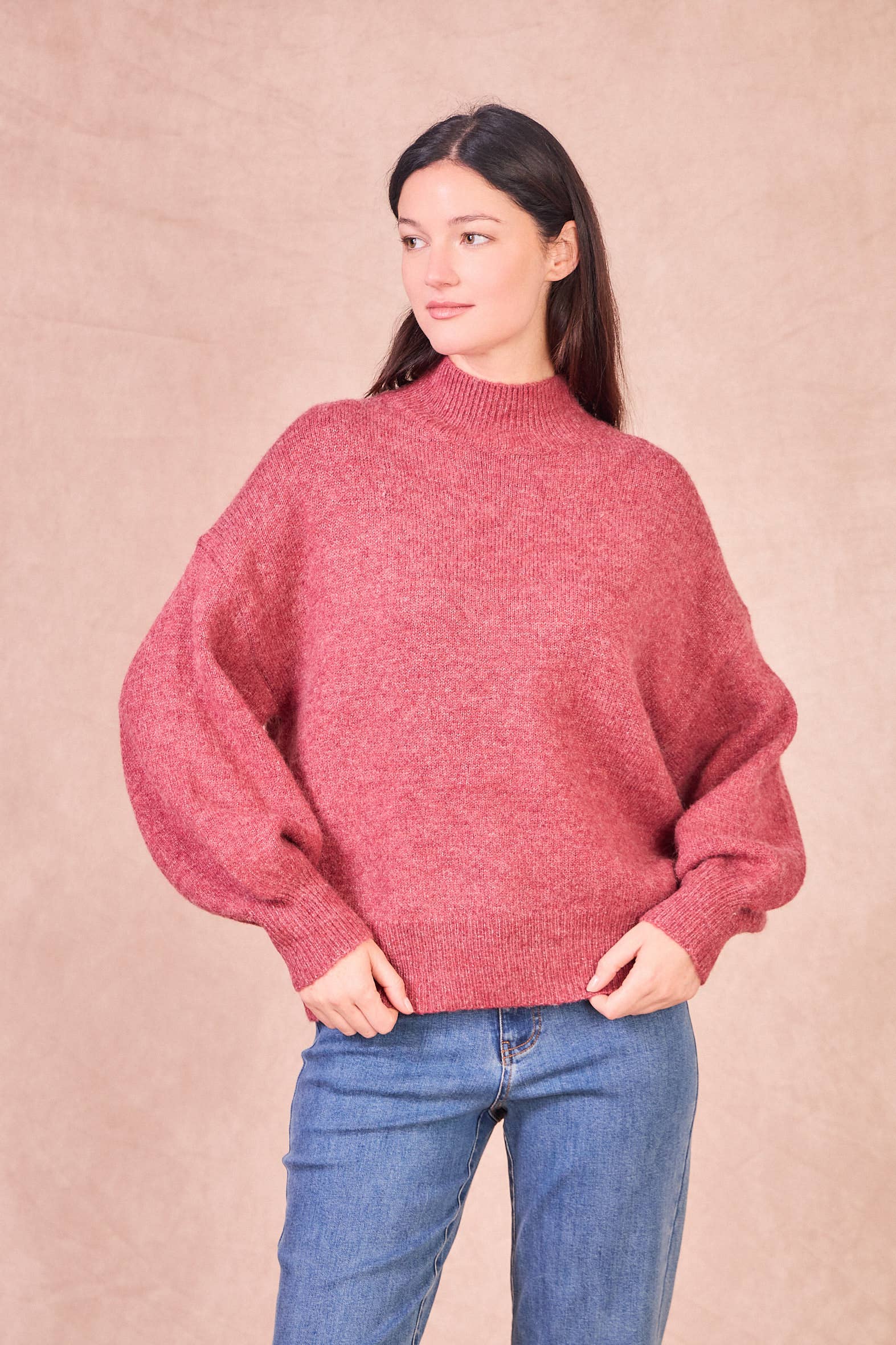 Calie Paris – wholesale Knitted jumper – Women′s – MANUELLA Sweater – Soft Balloon Sleeve Knit14