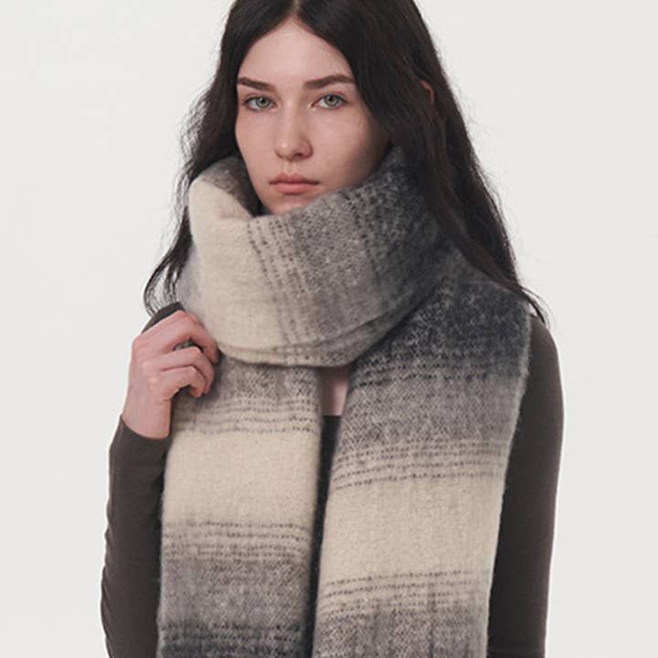ACCITY - Wholesale Scarf - Women's - WARM AND COMFORTABLE STRIPED PLAID FRINGED SCARF_CWASC0333