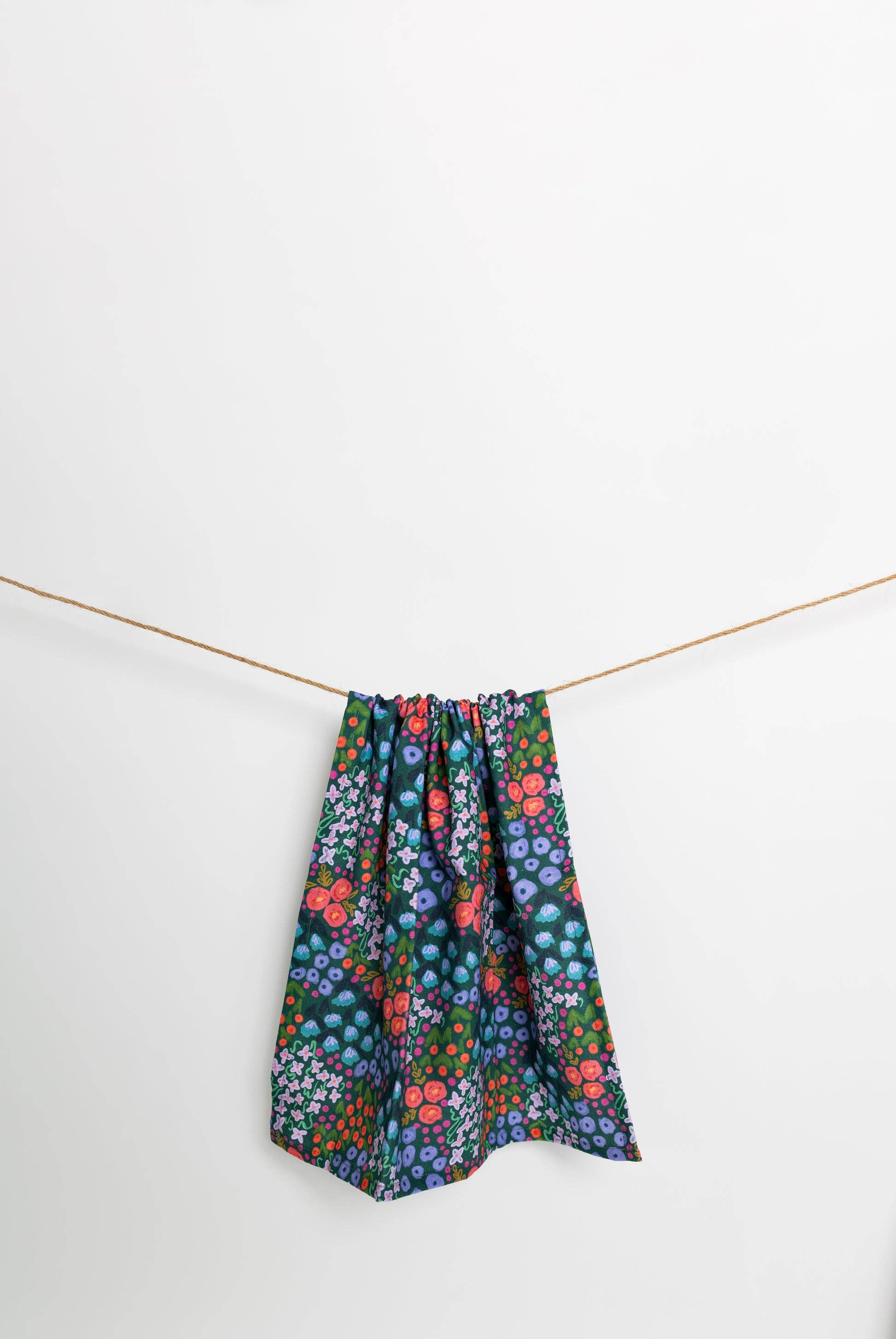 Anna Whitham Co. - Wholesale Tea Towel - Ellender Green Floral Towel Set | Kitchen Towel | Tea Towel1