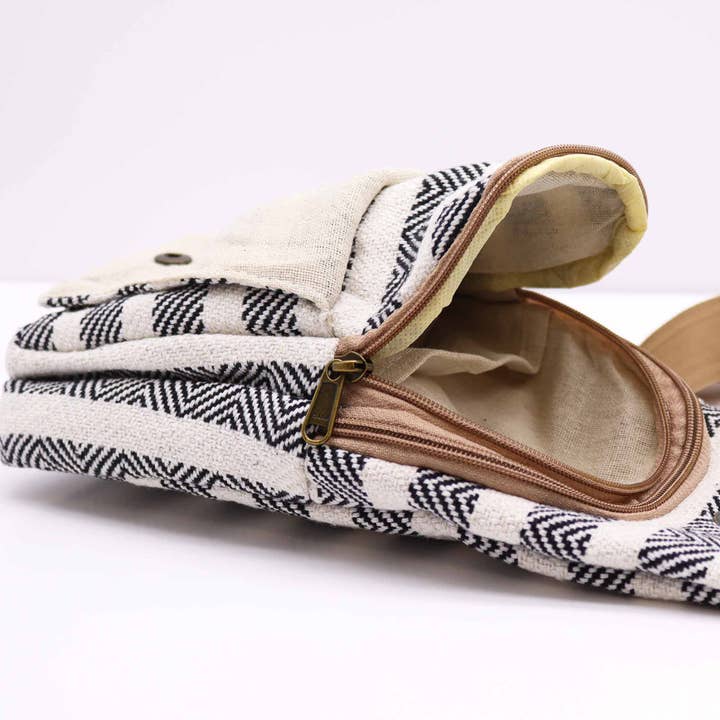 Ancient Wisdom – wholesale Crossbody bag – Unisex – Natural Cotton Cross-Body Bags11