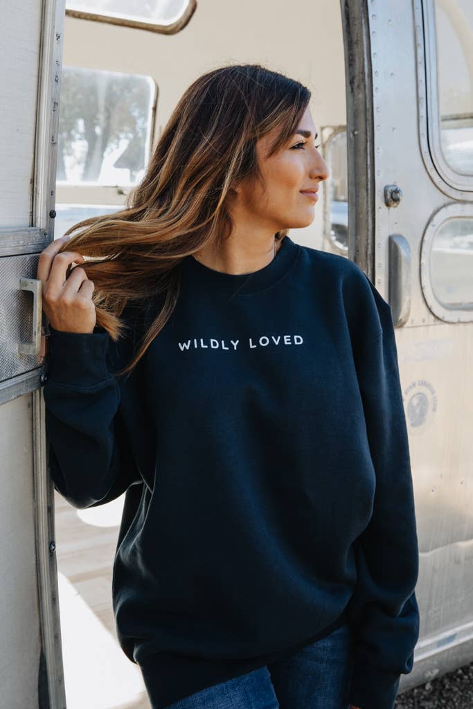 Crowned Free - Wholesale Graphic Sweatshirt - Women's - Wildly Loved Sweatshirt - Navy0
