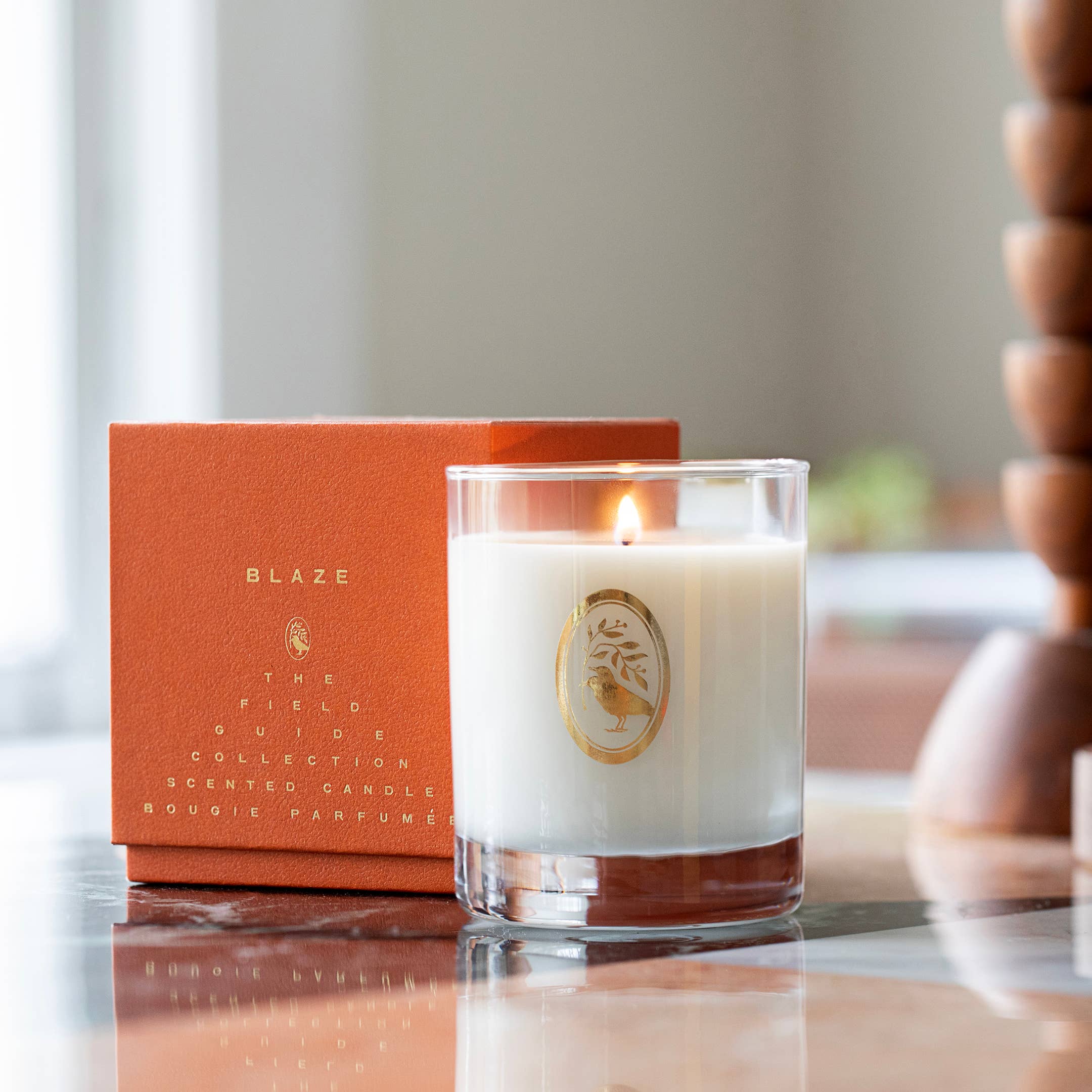 Field Guide Essentials - Vente Bougie en bocal - Bougie Signature Blaze en Cire de Soja1
