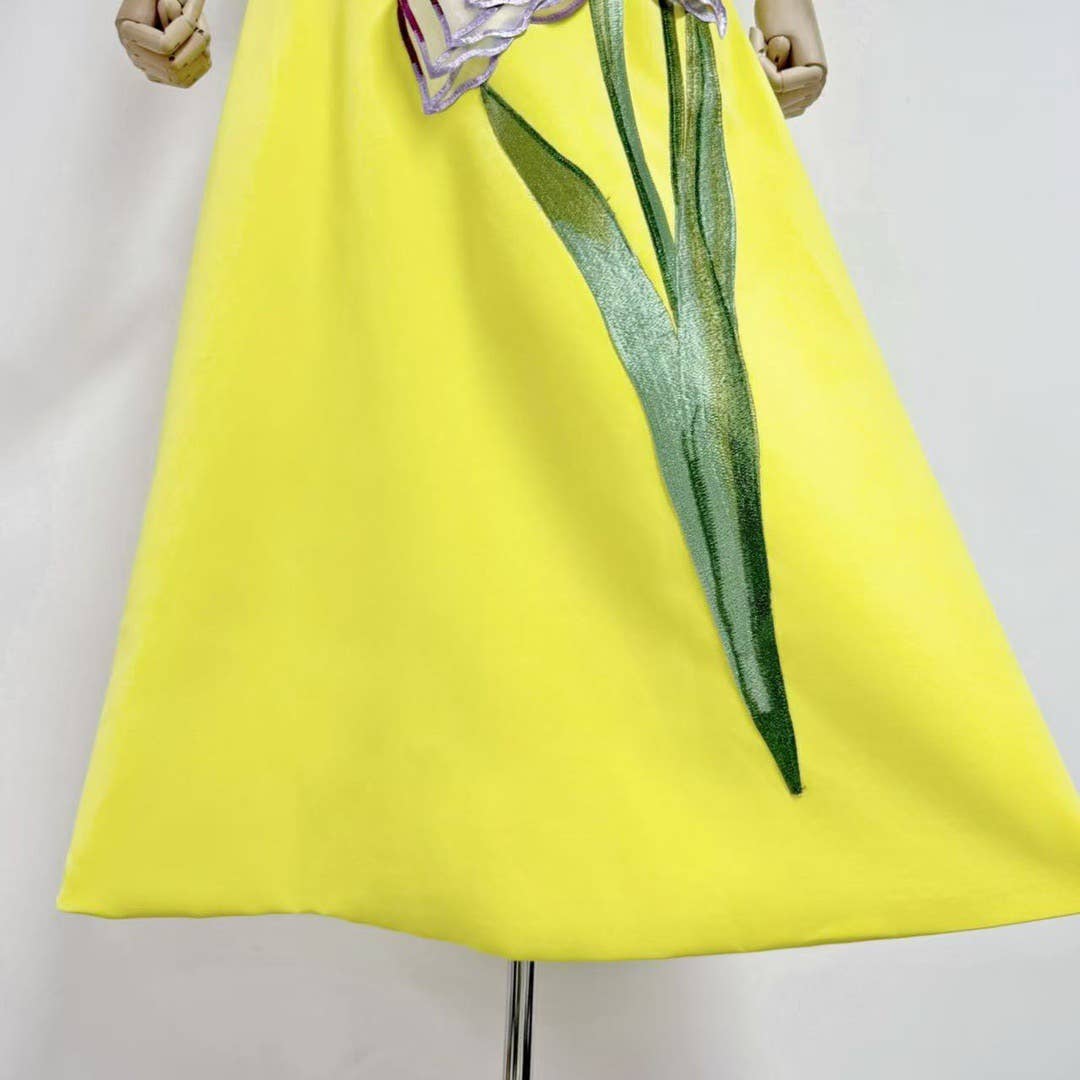 Productseeker - Vendita all'ingrosso Completo top e gonna - Donna - Completo Estivo Elegante 3D con Fiori a Maniche Corte e Gonna 21Y25