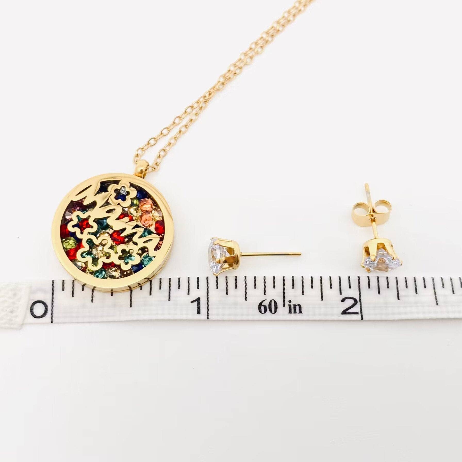 Mio Queena – wholesale Smycken – Mama-smyckesset i rostfritt stål med 18K guldbeläggning och örhängen4