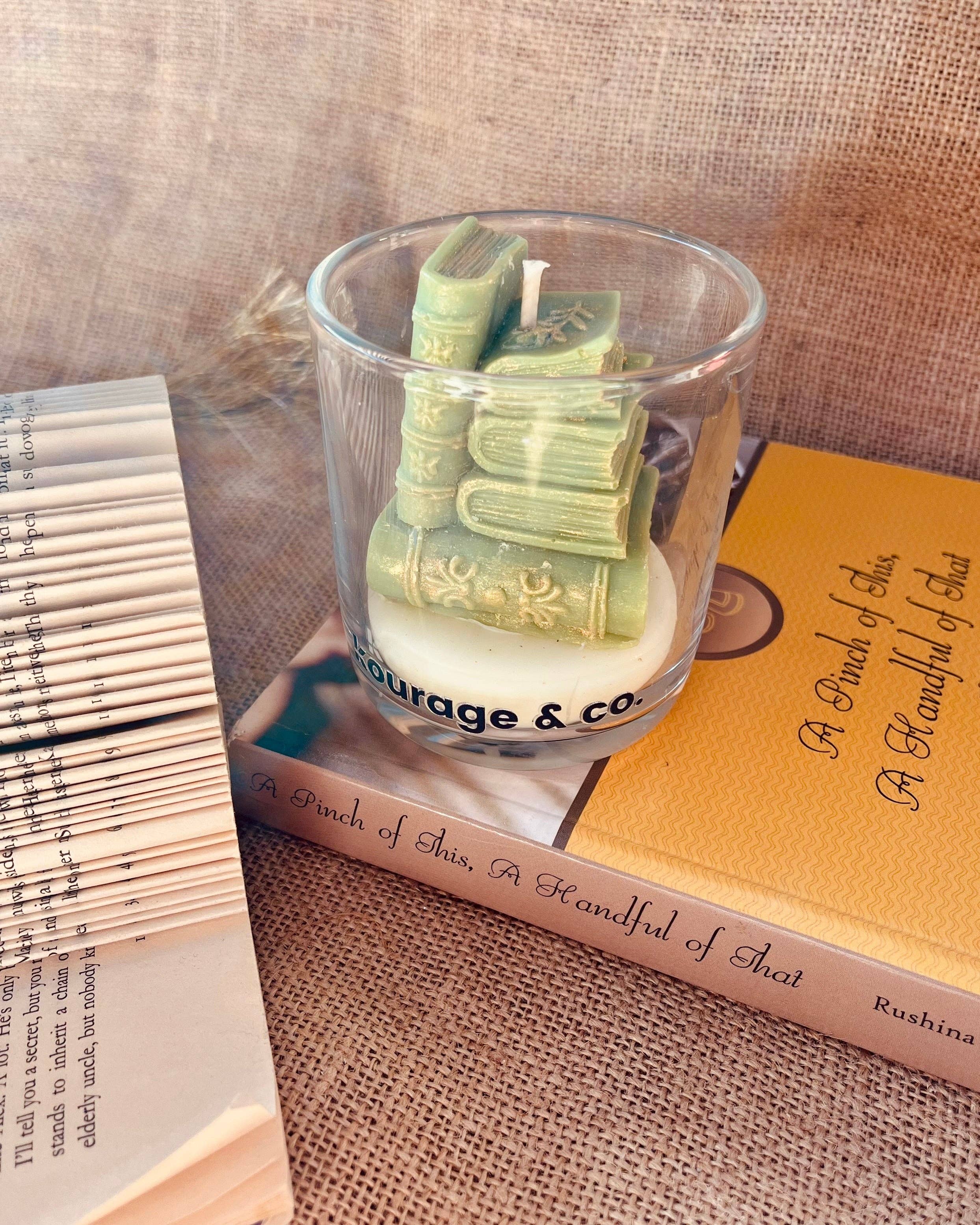 Kourage & co - Wholesale Novelty candle - Tales in Wax – Book Lover Candle1