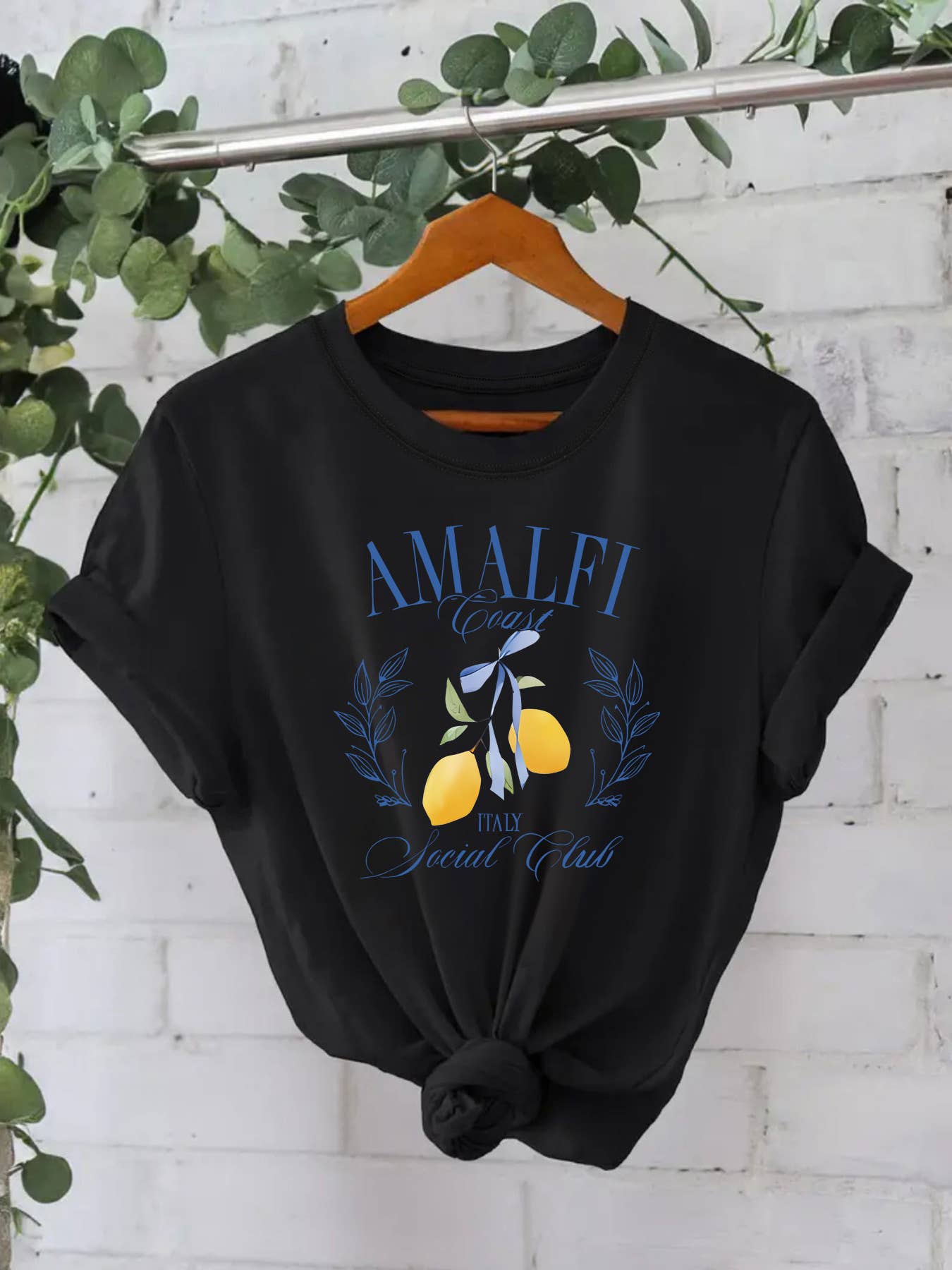 HIDDENBRAND - Wholesale T-Shirt - Women's - Essential Versatile AMALFI lemon Graphic t-shirt1