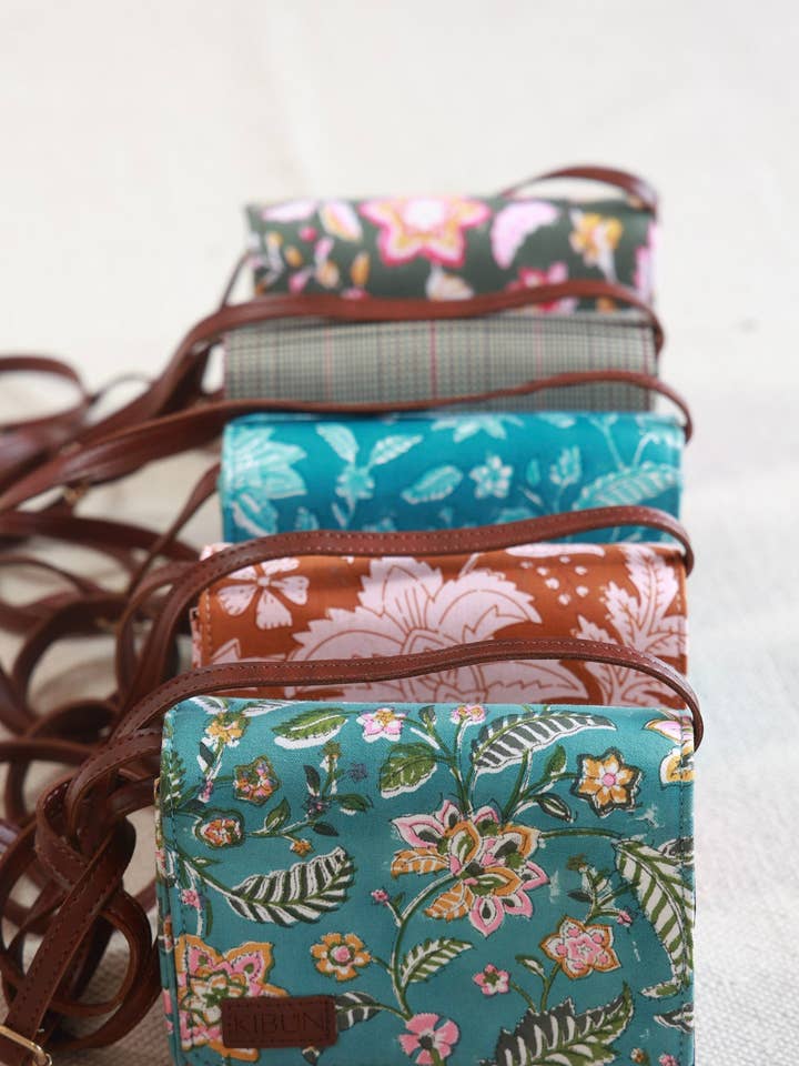 Sacs Box pour la vente par Studio Kibun