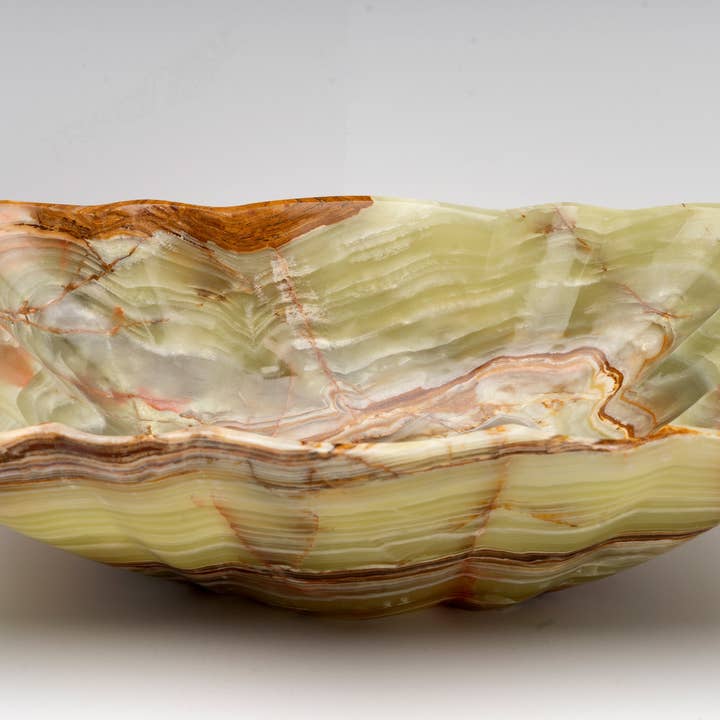 Cuenco de forma libre de ónix con bandas//10 libras//Versión 1 para venta al por mayor de Astro West