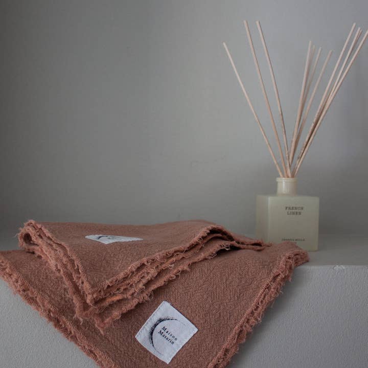 Maison Masarin - Wholesale Dinner & Cloth Napkin - French raw linen table napkin - spring summer collection7