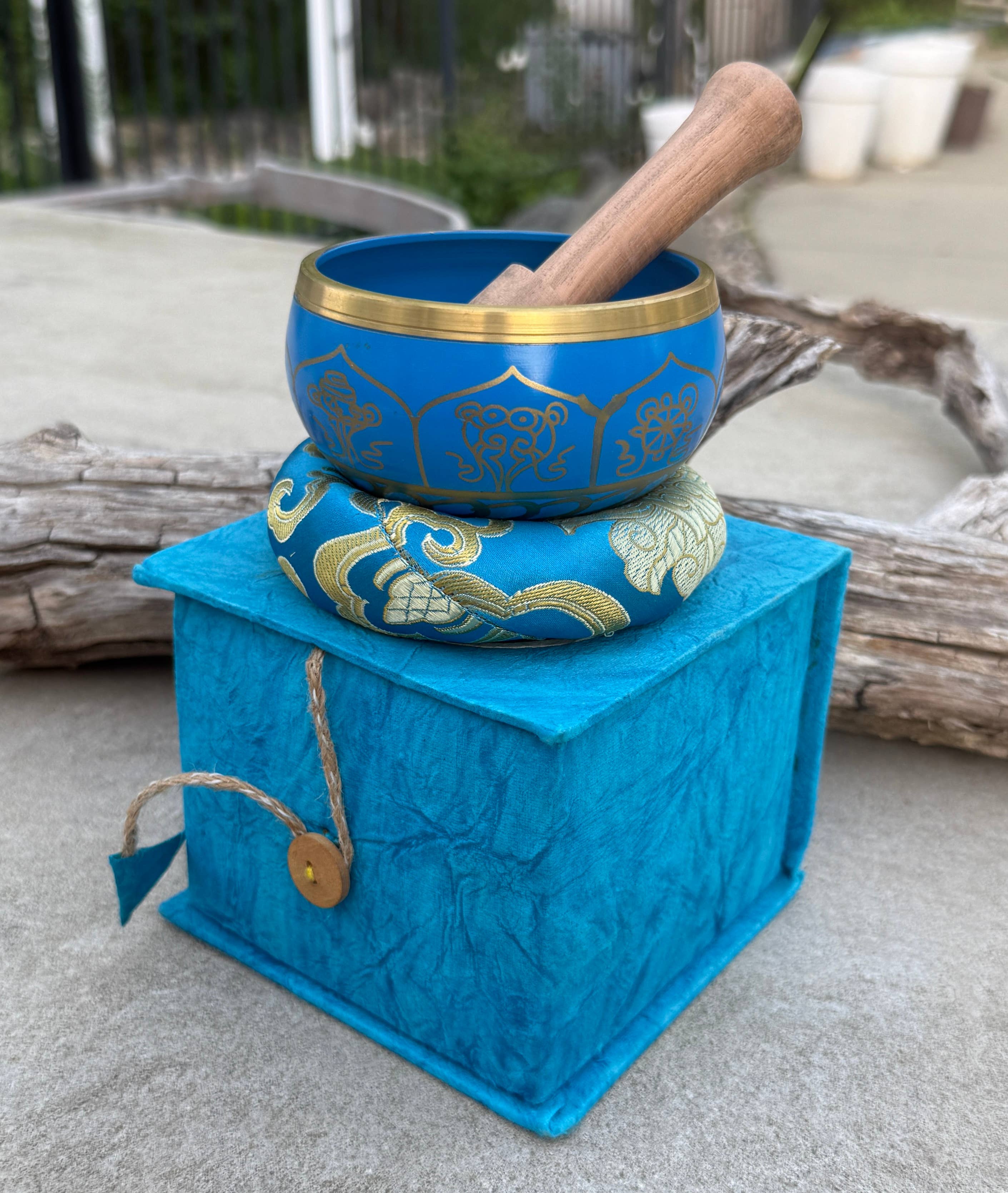 Lungta Imports - Wholesale Meditation Supplies - Tibetan Complete Singing Bowl Gift Box Set 8 Lucky Symbols 20