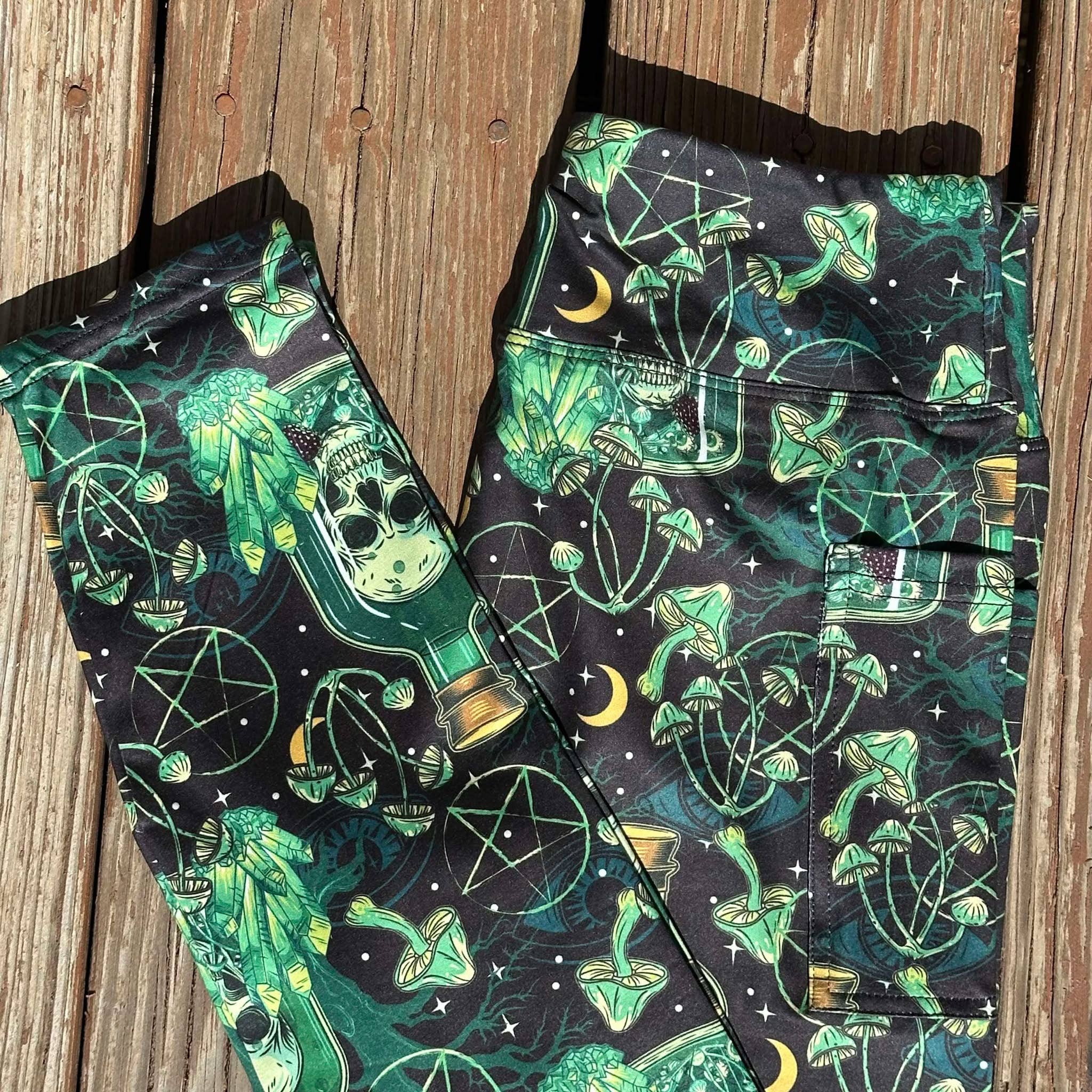 Triple Goddess Boutique - Vendita all'ingrosso Leggings - Donna - Leggings da donna di Halloween, leggings con tasca1