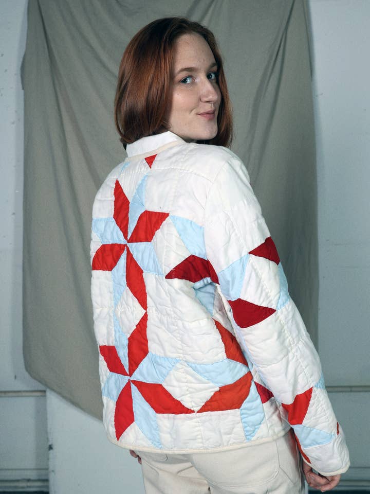 Veste matelassée étoile à huit branches pour la vente par Marvin Ruby