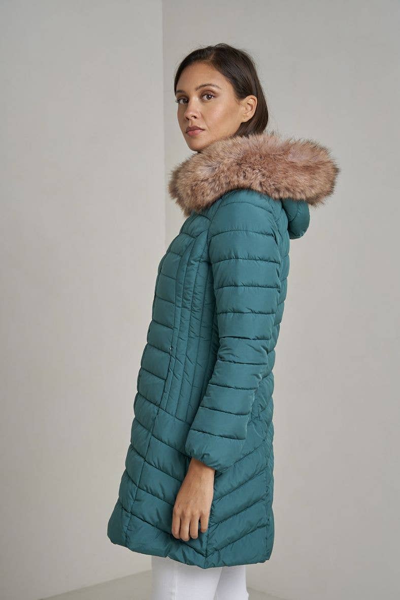 Attrait Paris - Wholesale Puffer Jacket - Women's - Long quilted down jacket with fur on hood10