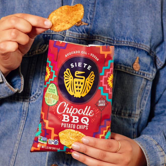 Siete Foods - Wholesale Chips - Kettle Cooked Chipotle BBQ Potato Chips 1.5 oz - 72 bags1