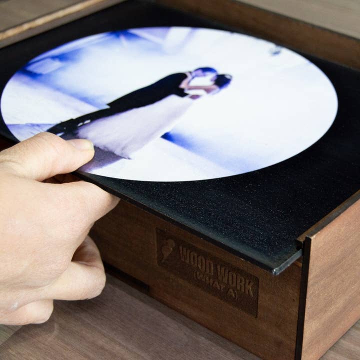 WAWW Artisanal Wooden Puzzles - Wholesale Puzzle - Adult - Personalized ROUND wooden puzzle, up to 1000 pieces!