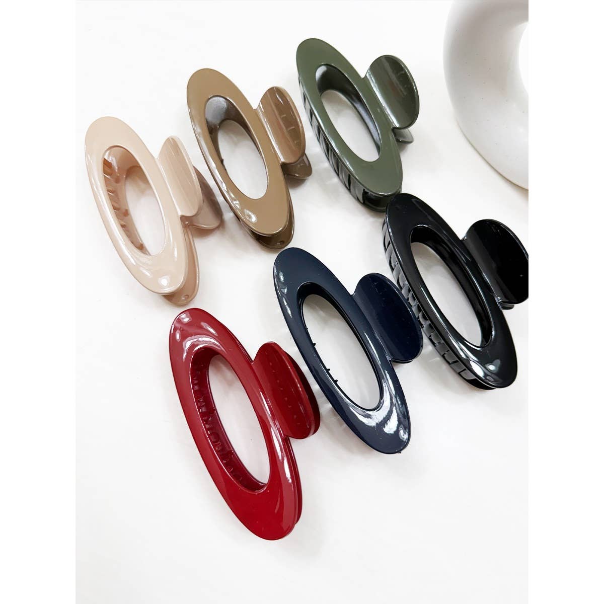 MIX COLOR Fall Shades of Round Hair Claw for wholesale on Faire3