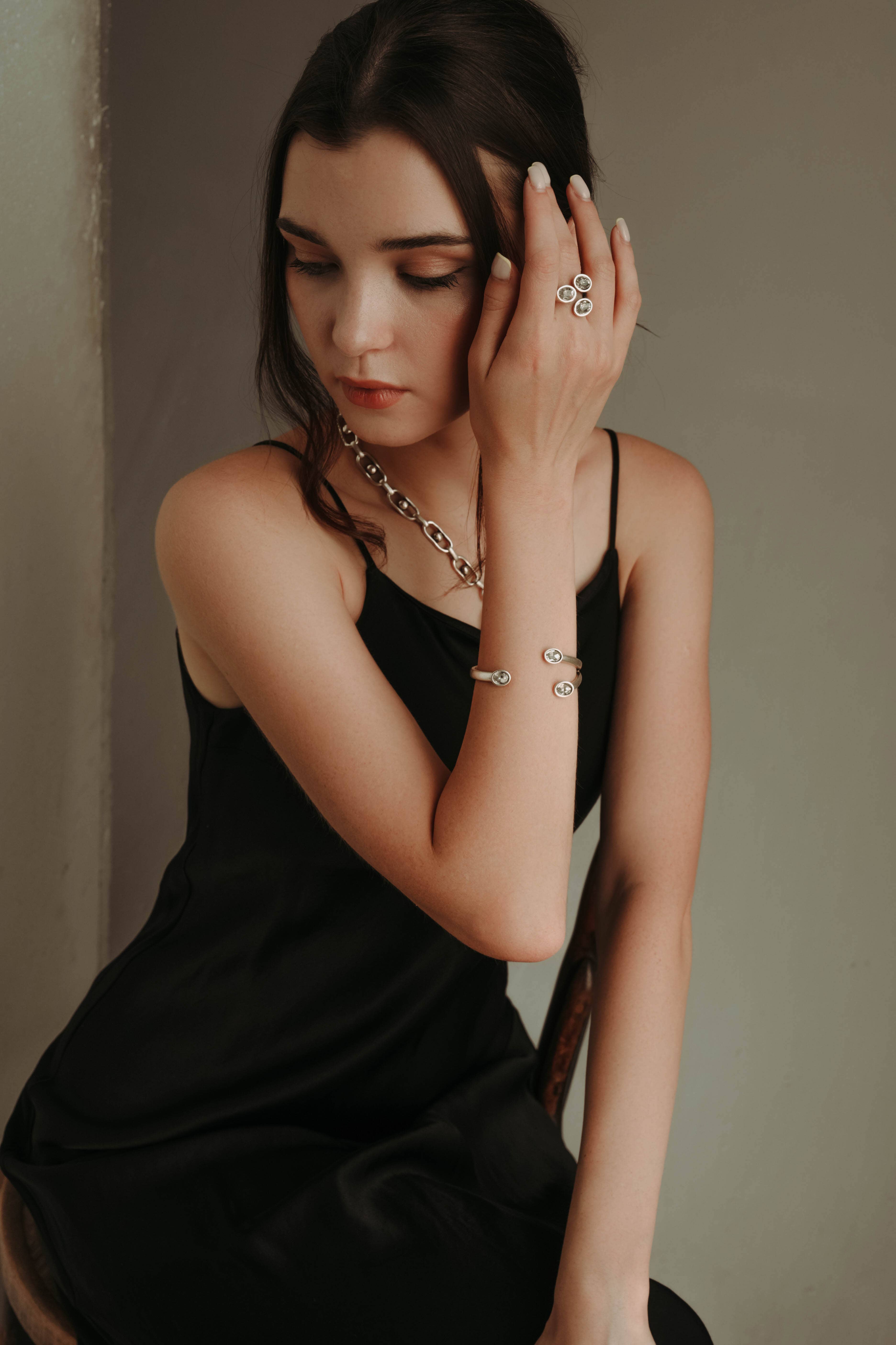 Chanour – Engroshandel Manchetarmbånd – Håndlavet krystal messingarmbånd - 28392