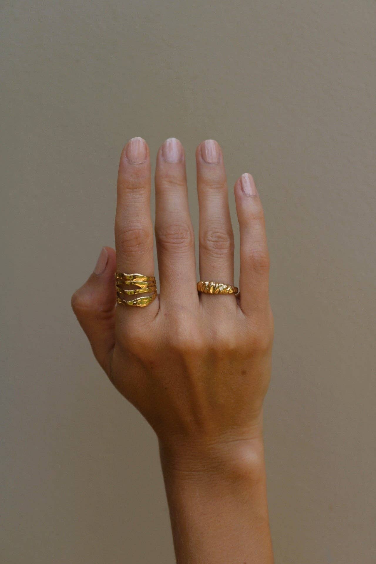 Positiva Jewelry – Großhandel Cocktail-/Statement-Ring – Wave Flow Ring6