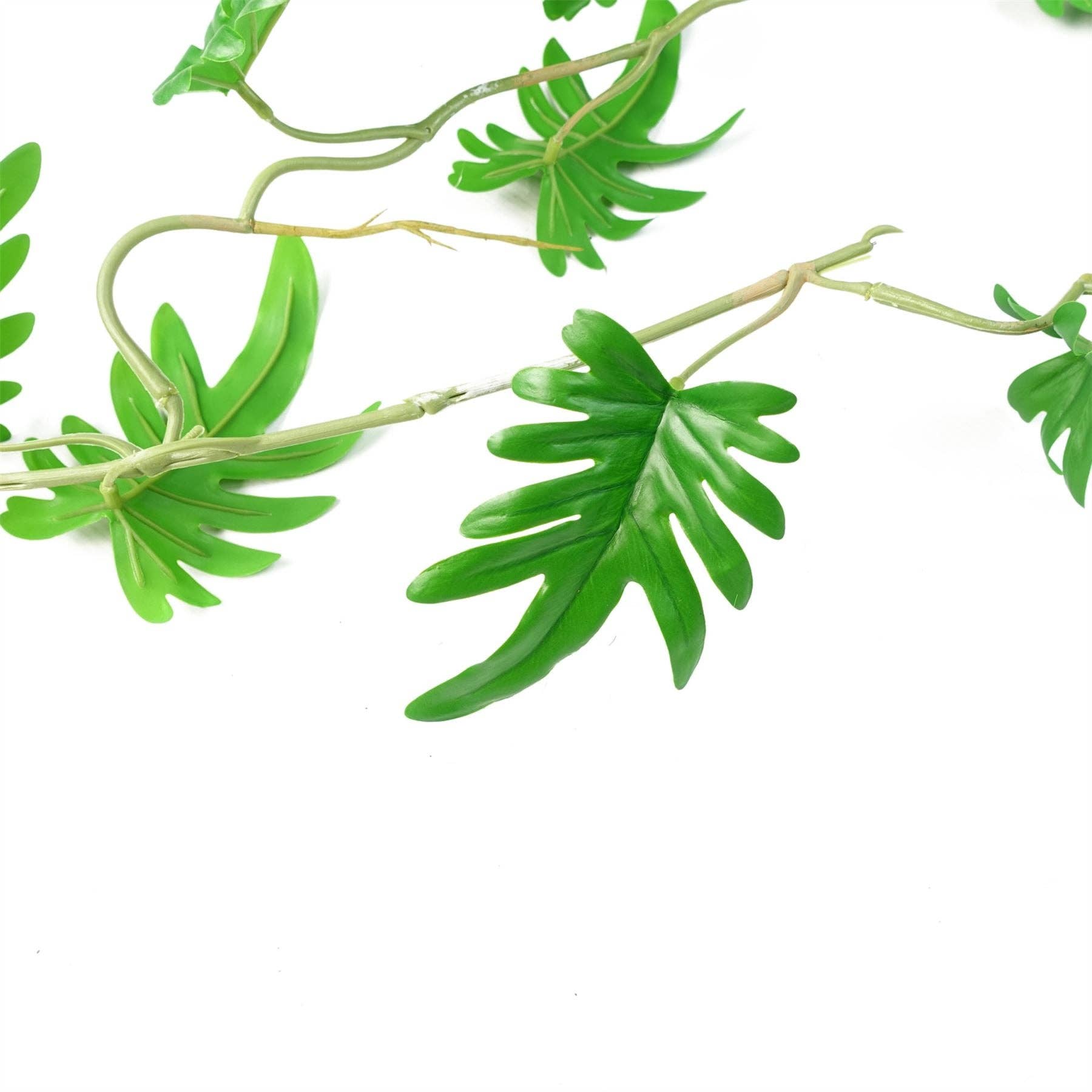 Leaf Design UK LTD – wholesale Artificial plant – Artificial Hanging Plant Philodendron Small Leaf Plant2