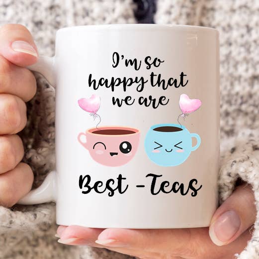 Jag är så glad att vi är bästa teer mugg för wholesale av Beauty and the Button