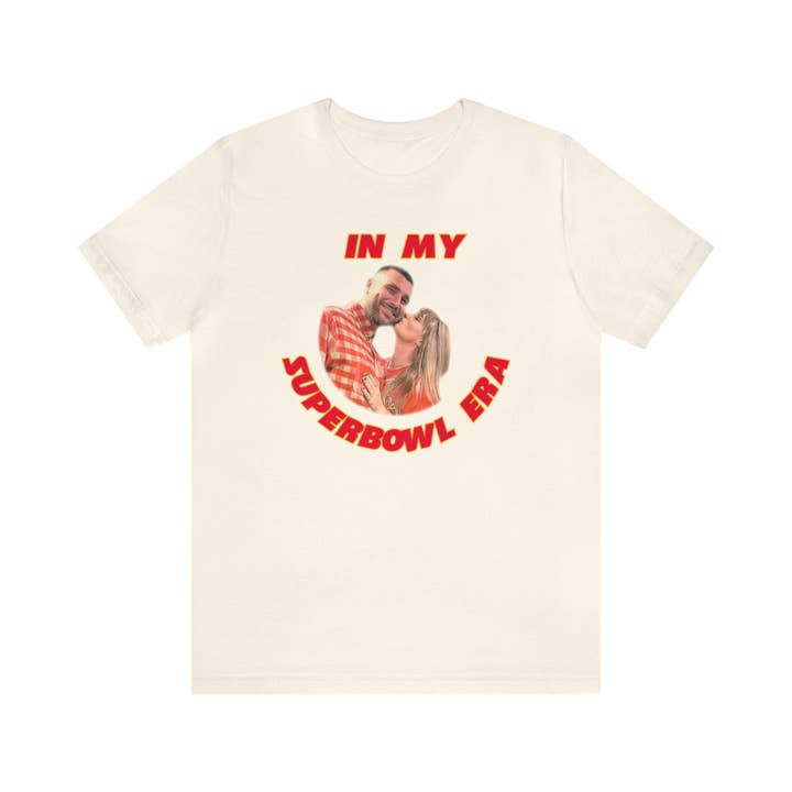 SONDO DESIGN LTD – Großhandel T-Shirt (Grafikdruck) – Damen – In meinem T-Shirt aus der Super Bowl-Ära, Taylor Swift & Travis Kelce T-Shirt