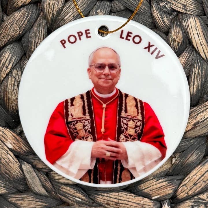 Adorno de Navidad del Papa León XIV para venta al por mayor de Hazel Grove Customs