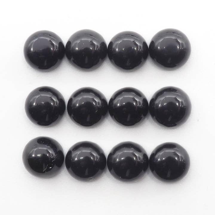 Cabines en onyx noir de 9 mm, environ 18,83 carats pour la vente par GTG Gems Corp