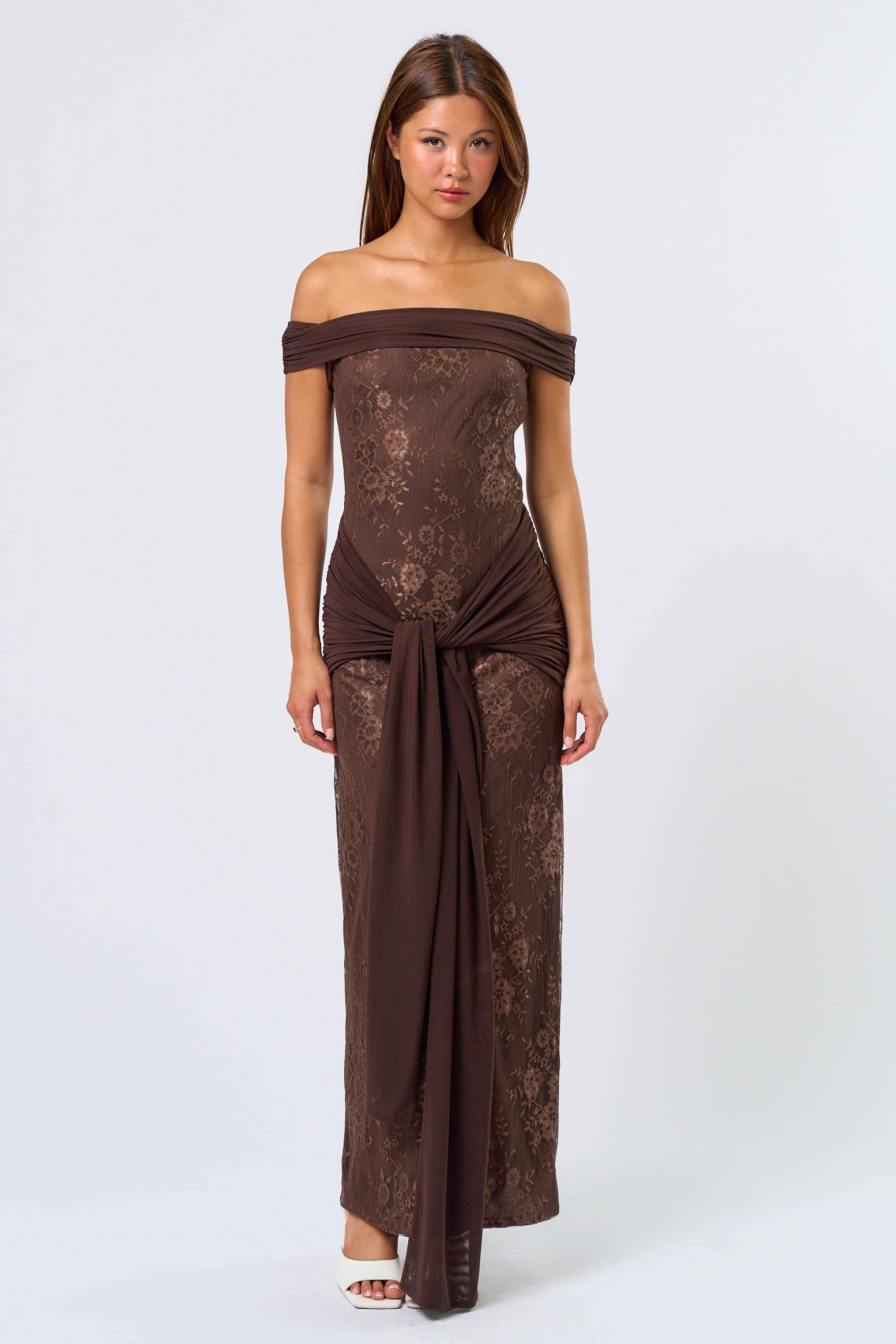 Brown Lace Tube Off-the-Shoulder Midi Dress for wholesale on Faire4